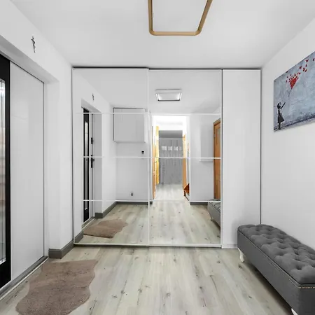 T&b Luxury House In